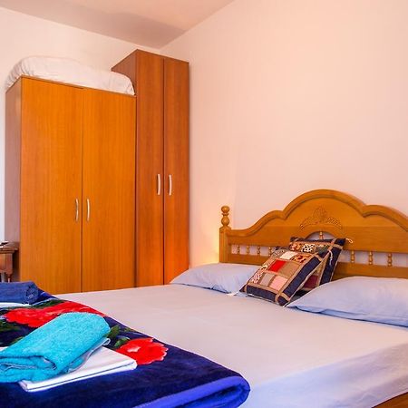 City Apartments Gosposhtina Budva Luaran gambar
