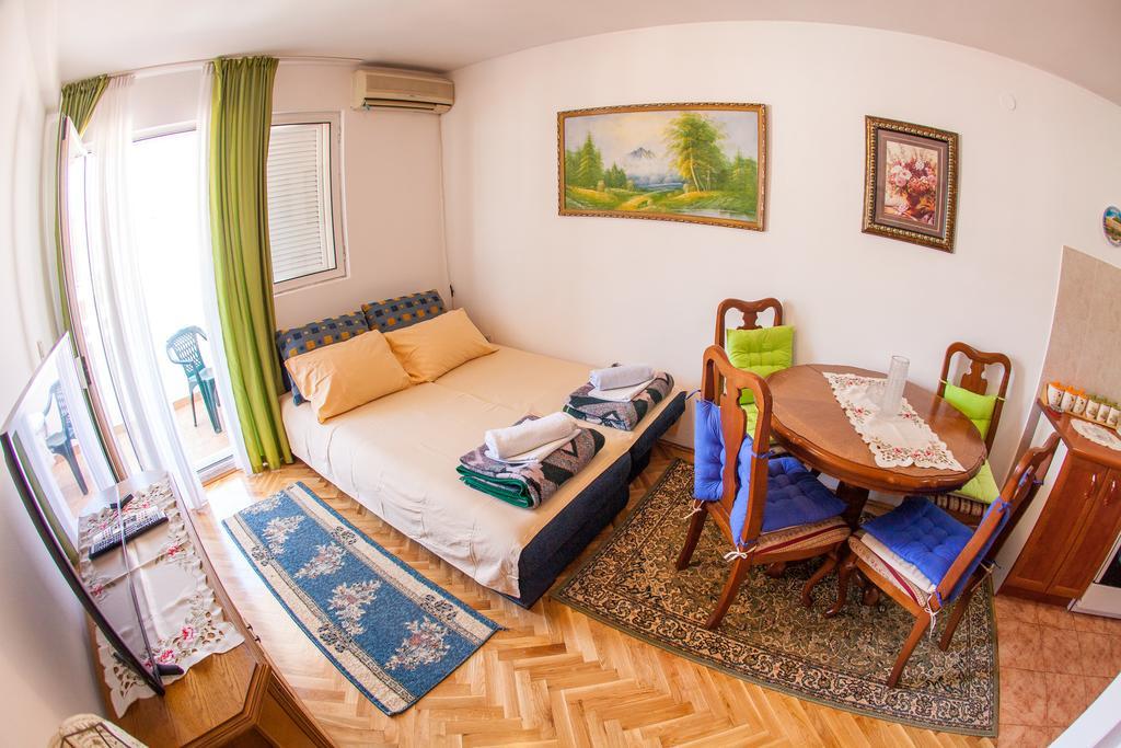 City Apartments Gosposhtina Budva Luaran gambar