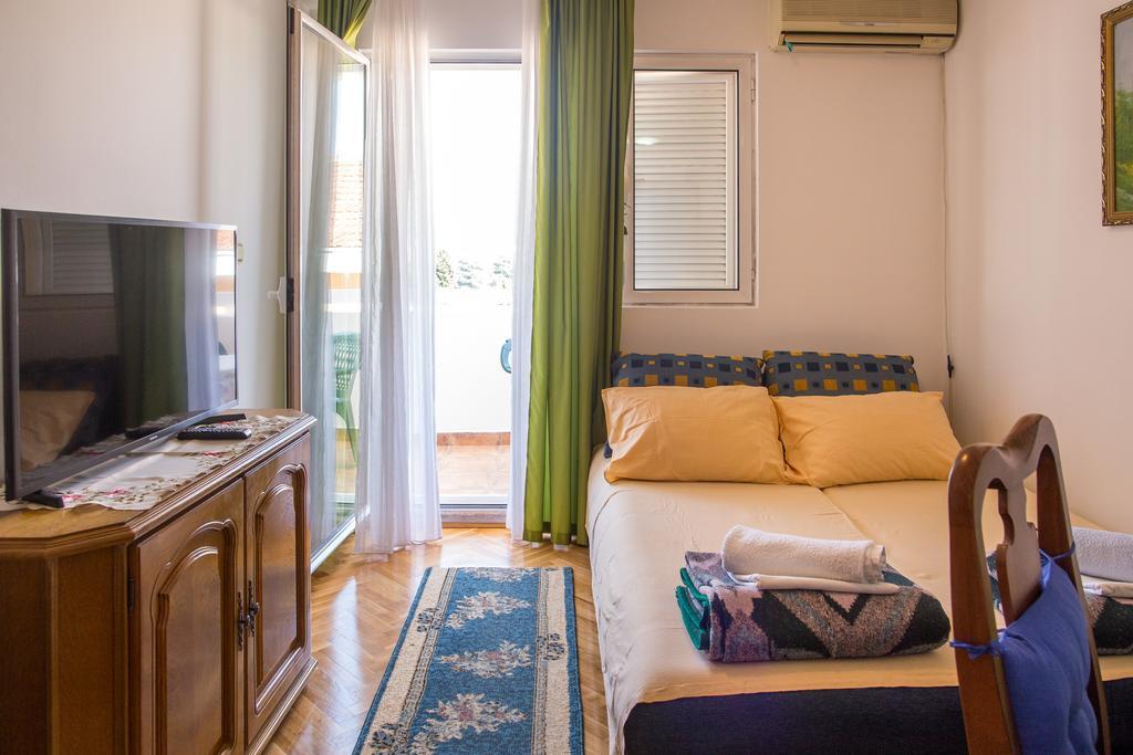 City Apartments Gosposhtina Budva Luaran gambar