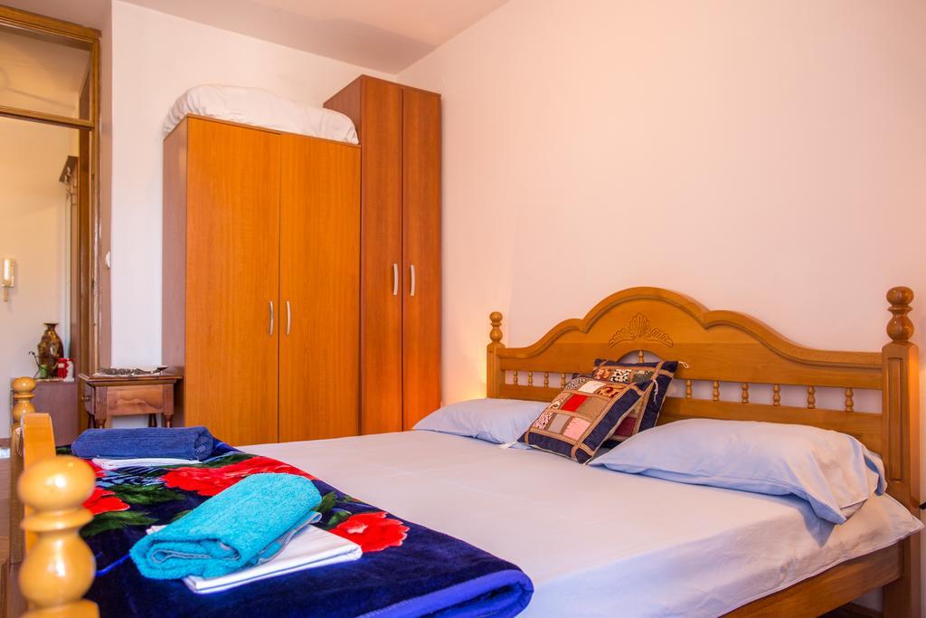 City Apartments Gosposhtina Budva Luaran gambar
