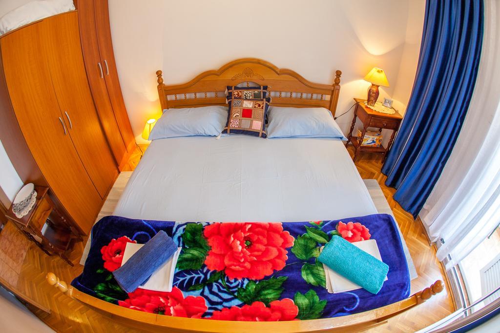 City Apartments Gosposhtina Budva Luaran gambar