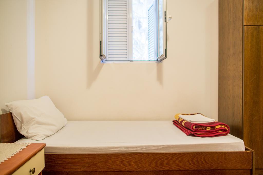 City Apartments Gosposhtina Budva Luaran gambar