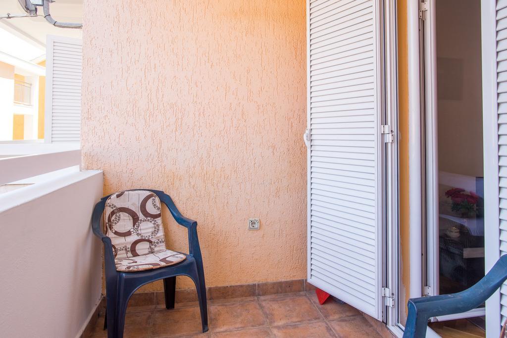 City Apartments Gosposhtina Budva Luaran gambar