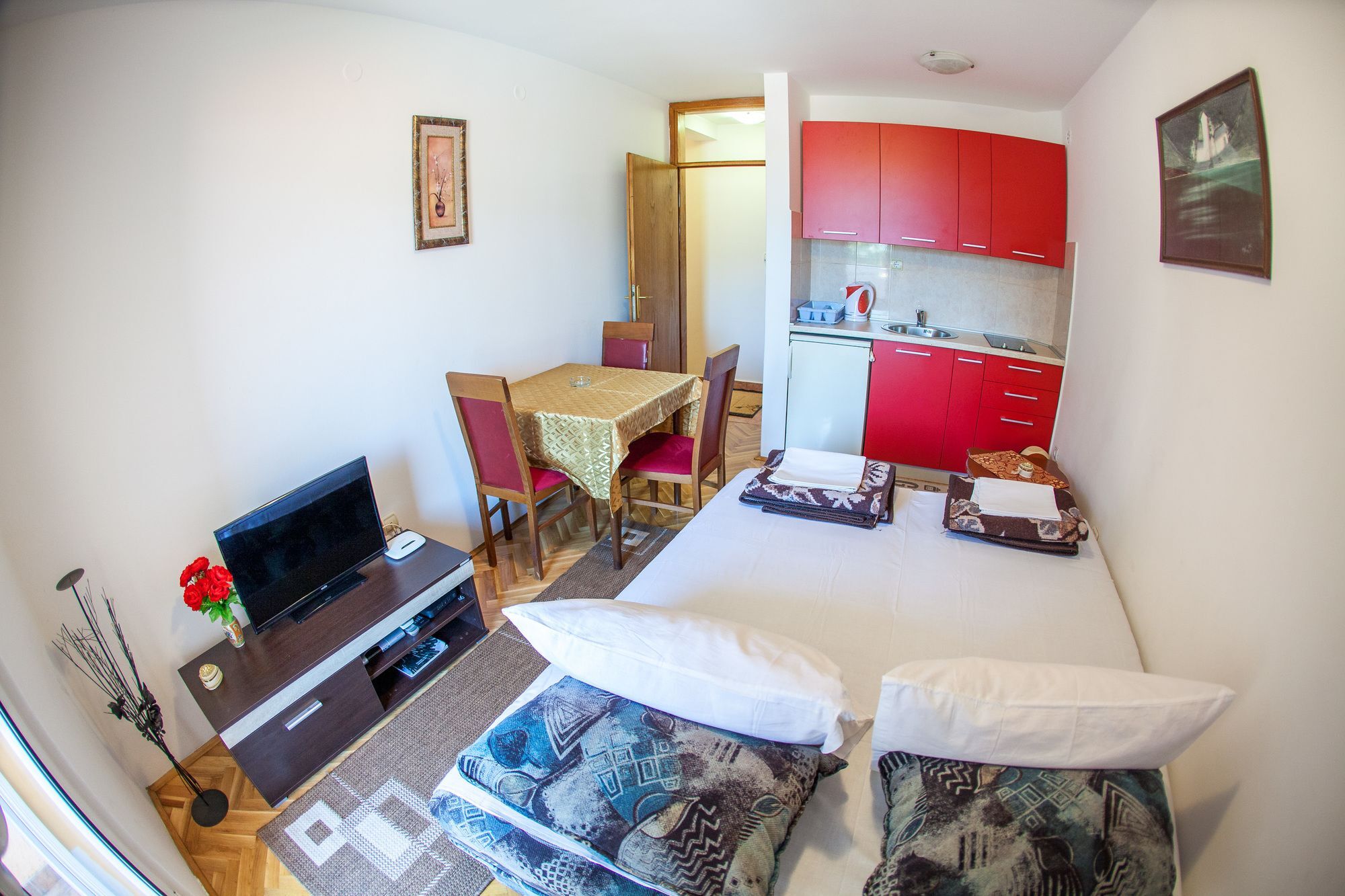 City Apartments Gosposhtina Budva Luaran gambar