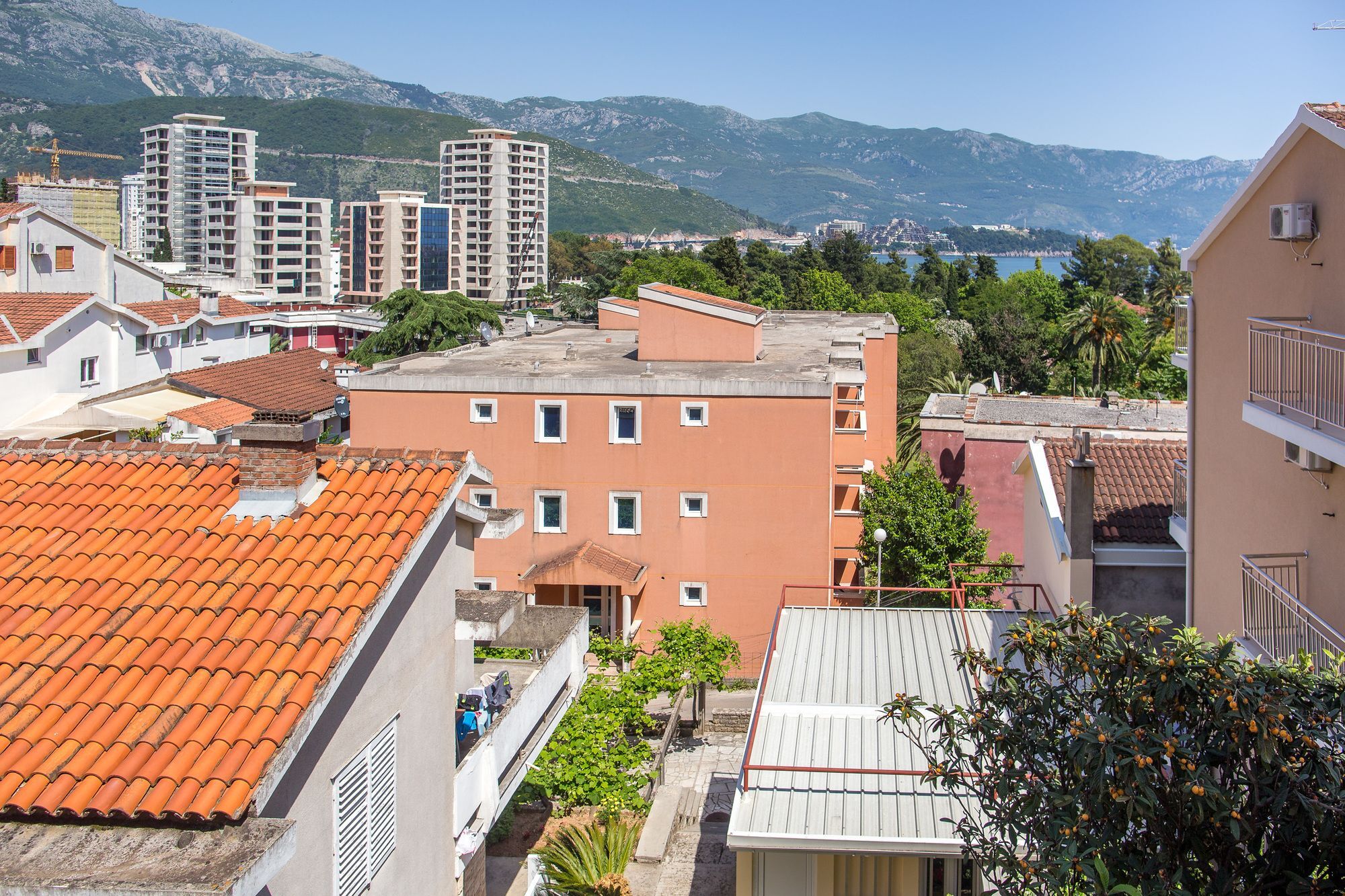 City Apartments Gosposhtina Budva Luaran gambar